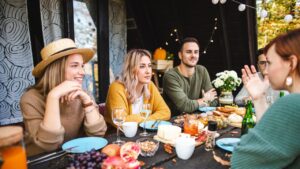 Brunch with Friends in Sydney’s Cozy Outdoor Cafés